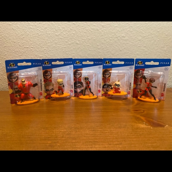 The Incredibles Micro Collection Set of 5, Mr. Incredible Elastigirl Violet Dash - Picture 4 of 15